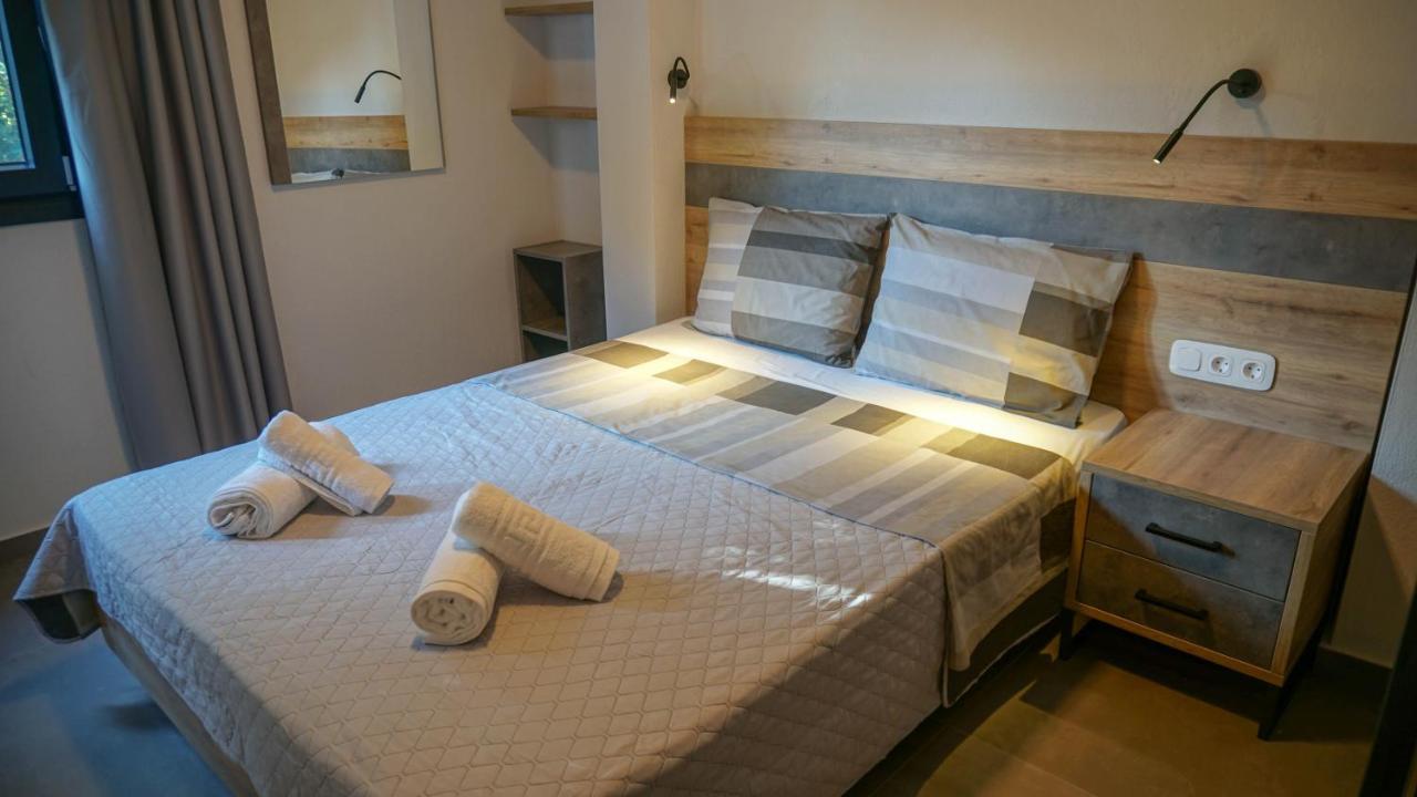 Enalia Luxury Living Apartamento Nikiti  Exterior foto